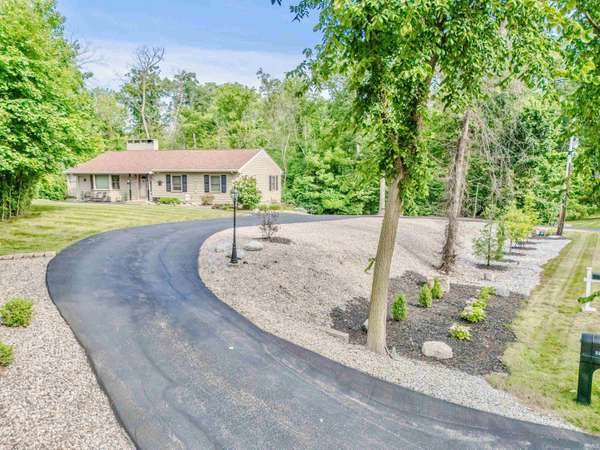 5200 N Washington Road, Fort Wayne, IN 46804