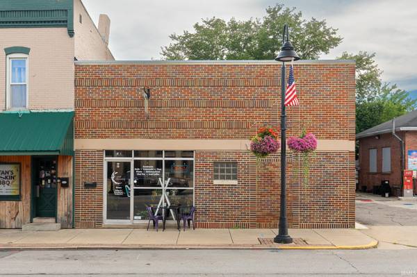 110 S State Street, South Whitley, IN 46787