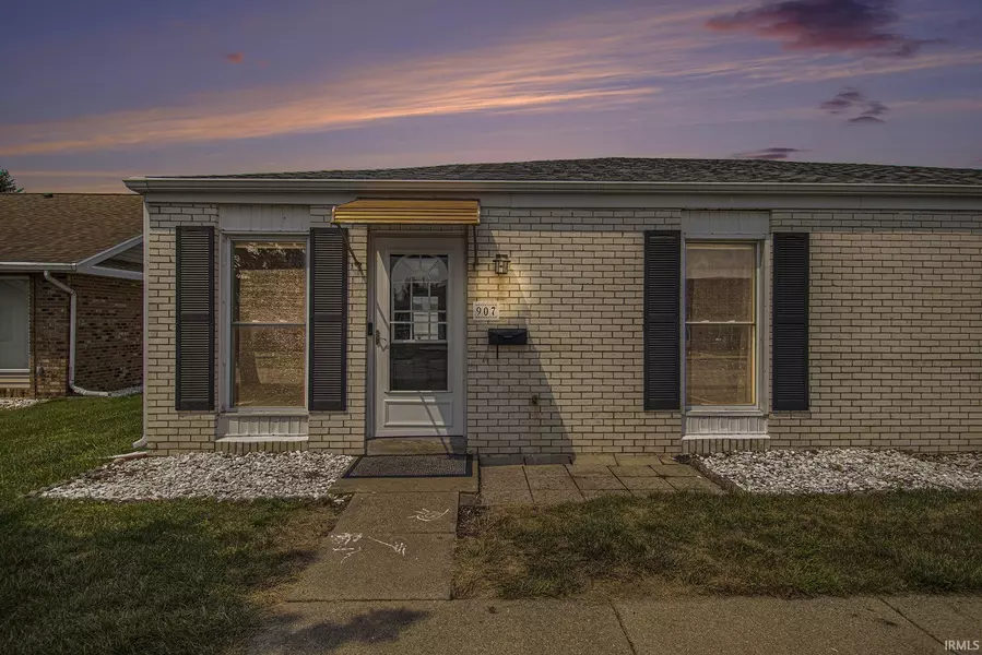 907 Berkley Circle, Mishawaka, IN 46544