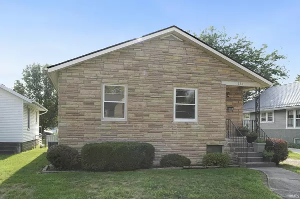 236 Center Street, Auburn, IN 46706-2408