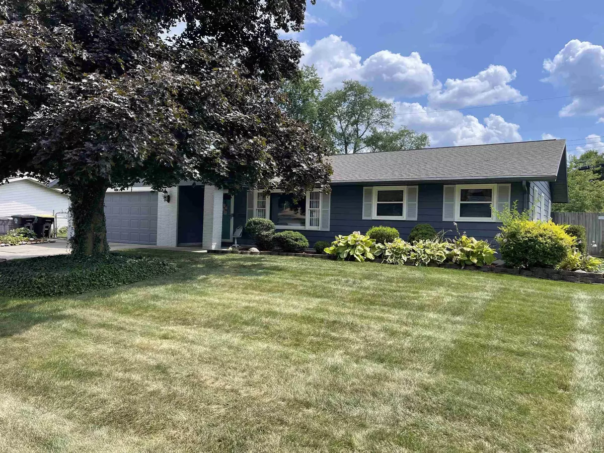 Fort Wayne, IN 46825,922 Buckingham Drive