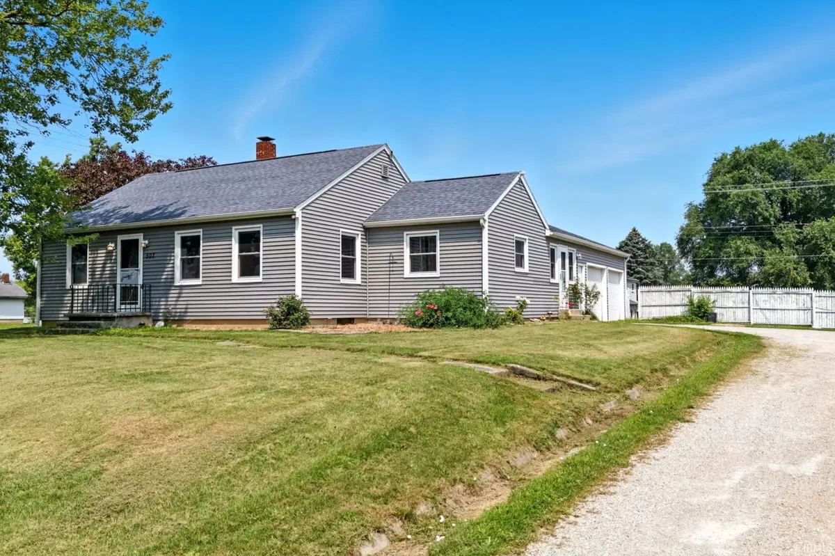 Ashley, IN 46705-9622,507 W State Street