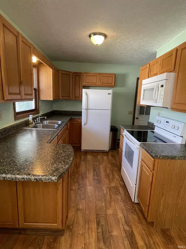 Mitchell, IN 47446,818 W Oak Street