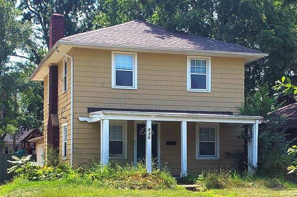 930 E Fairview Avenue, South Bend, IN 46614