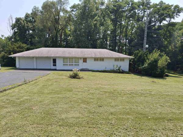 5065 E 1200 N, Roanoke, IN 46783-9477