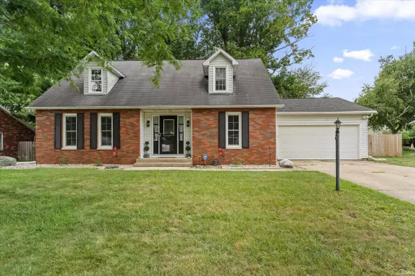 5602 Cape Cod Lane, South Bend, IN 46614-6208