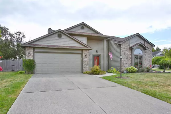 11204 Crested Oak Court, Fort Wayne, IN 46845