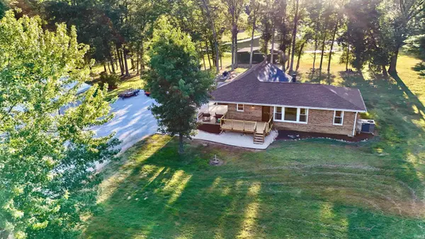 2099 S Pelzer Road, Boonville, IN 47601