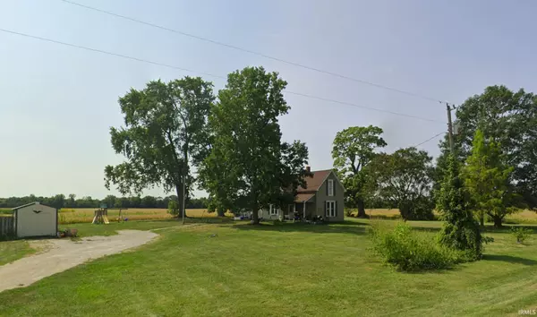 606 E State Road 218 Road, Camden, IN 46917-9558