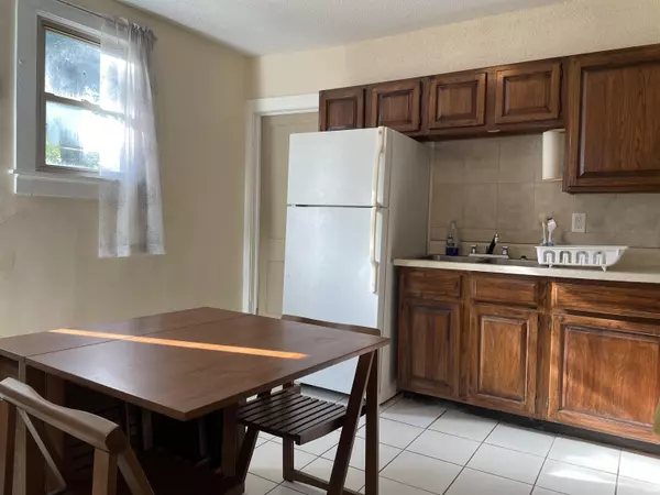 Evansville, IN 47714,1307 Marshall Avenue