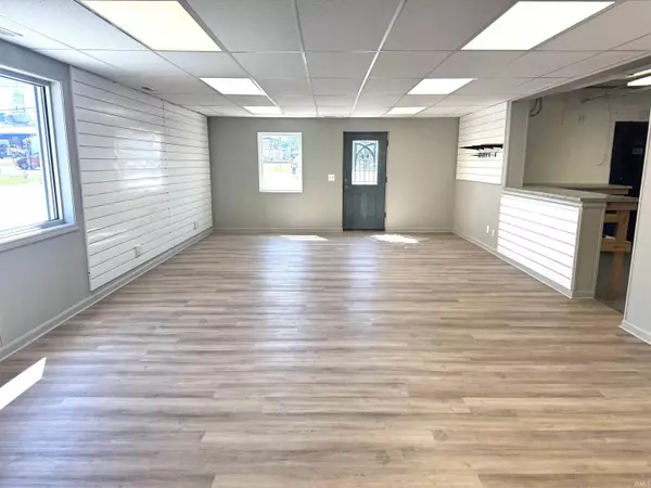 Crawfordsville, IN 47933,200 W Spring Street