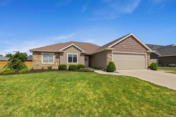 1604 Birch Run, Auburn, IN 46706-3352