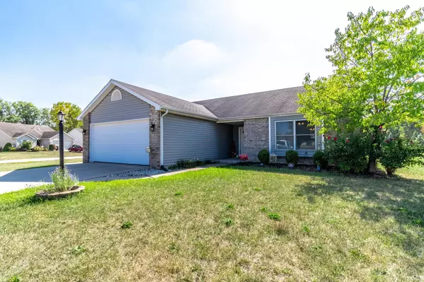 2328 Red Shank Court, Fort Wayne, IN 46825-6686
