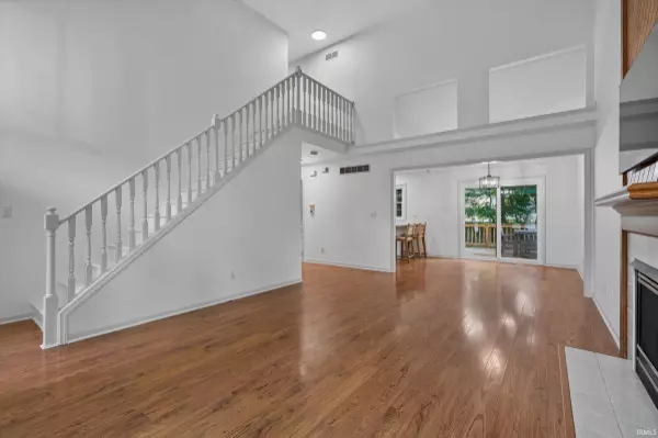 Osceola, IN 46561-9141,55855 Season Court