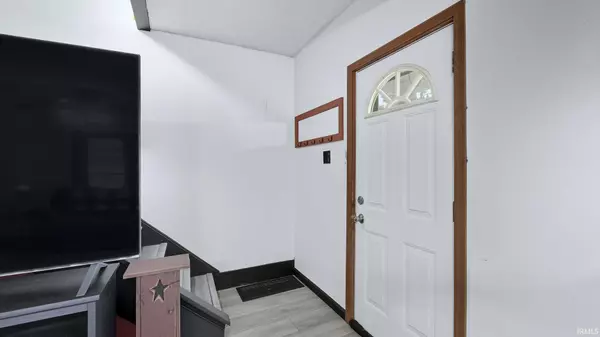 Columbia City, IN 46725,405 N Washington Street