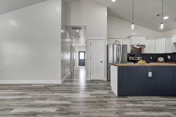 Alexandria, IN 46001,105 Sunburst Circle