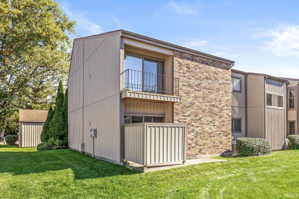 2025 Waterview Court #B, South Bend, IN 46637