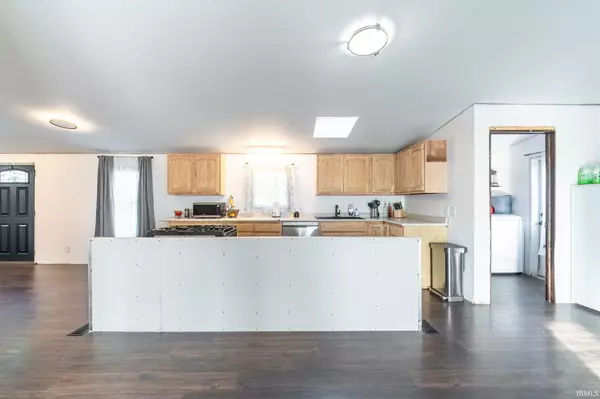 Warsaw, IN 46582,4562 N 450 W Road