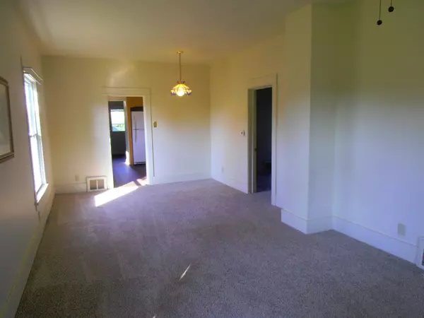 Mishawaka, IN 46544,131 N Middleboro Avenue