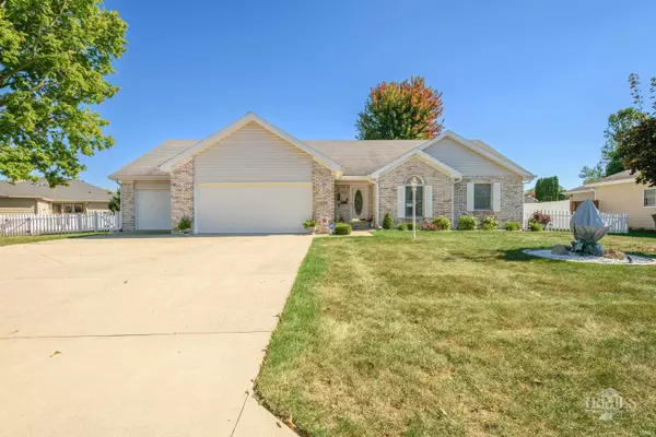 5114 S Jamaica Drive, Muncie, IN 47302