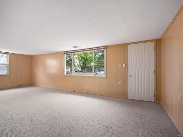 Huntington, IN 46750,612 Opal Street