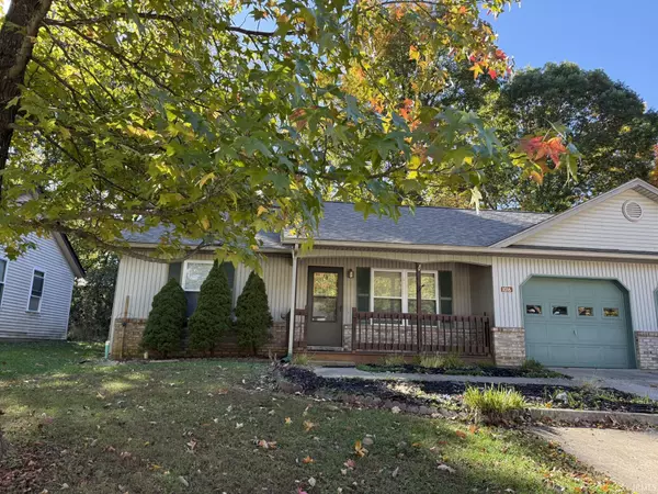 1016 N Forest View Drive, Ellettsville, IN 47429