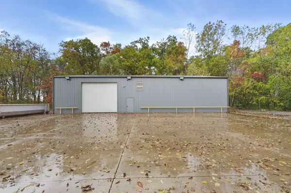 620 S 900 W, Angola, IN 46703