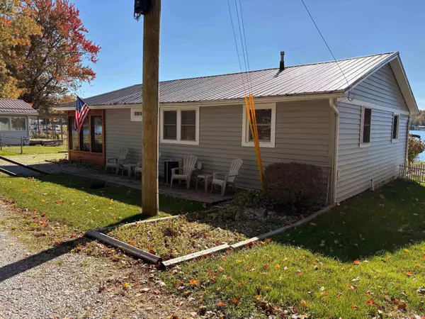 Silver Lake, IN 46982,5439 W Warren Street