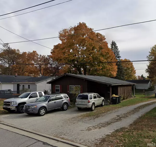 646 Simon Street, Kendallville, IN 46755-1235