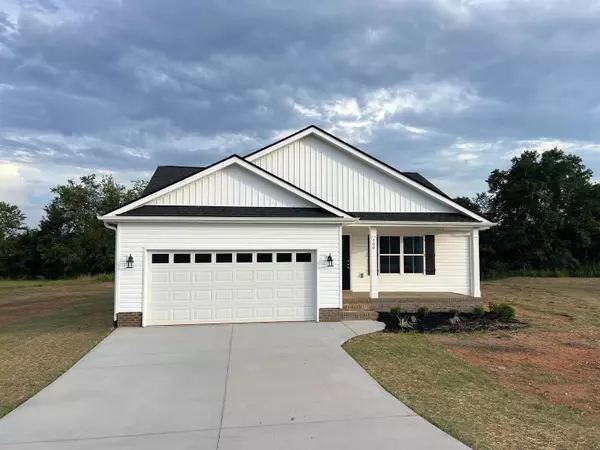 108 Beaver Park Dr, Gaffney, SC 29341