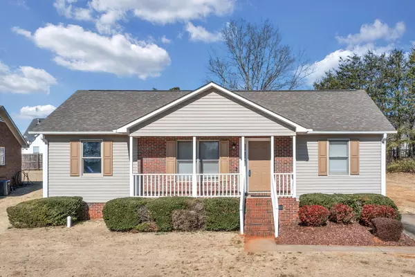 222 Autumn Gold Drive, Boiling Springs, SC 29316