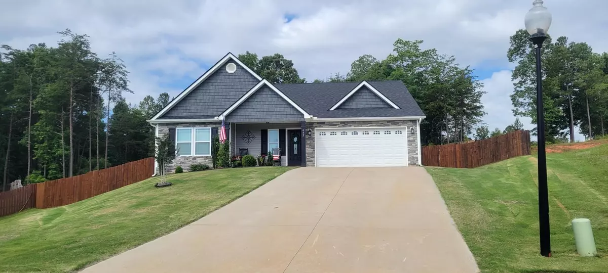 Inman, SC 29349,442 Camden Lee Court