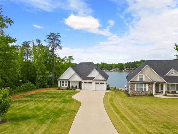 Lyman, SC 29365,238 Lake Lyman Heights