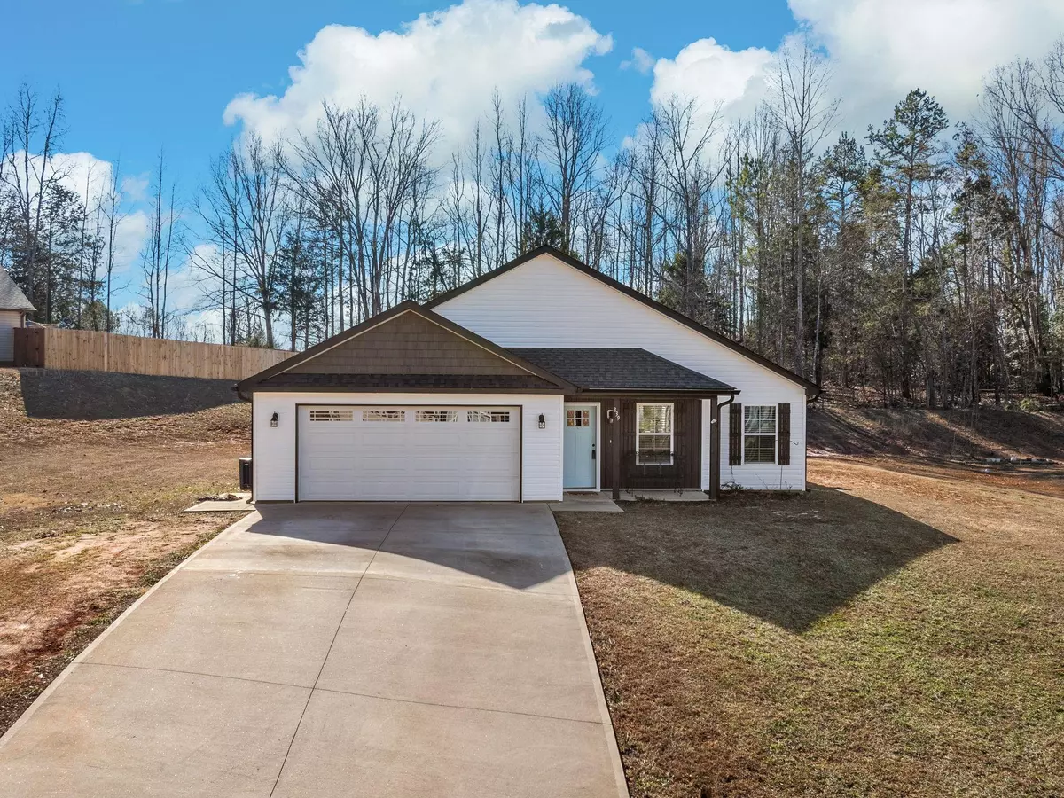 Roebuck, SC 29376,339 W River Grove Circle