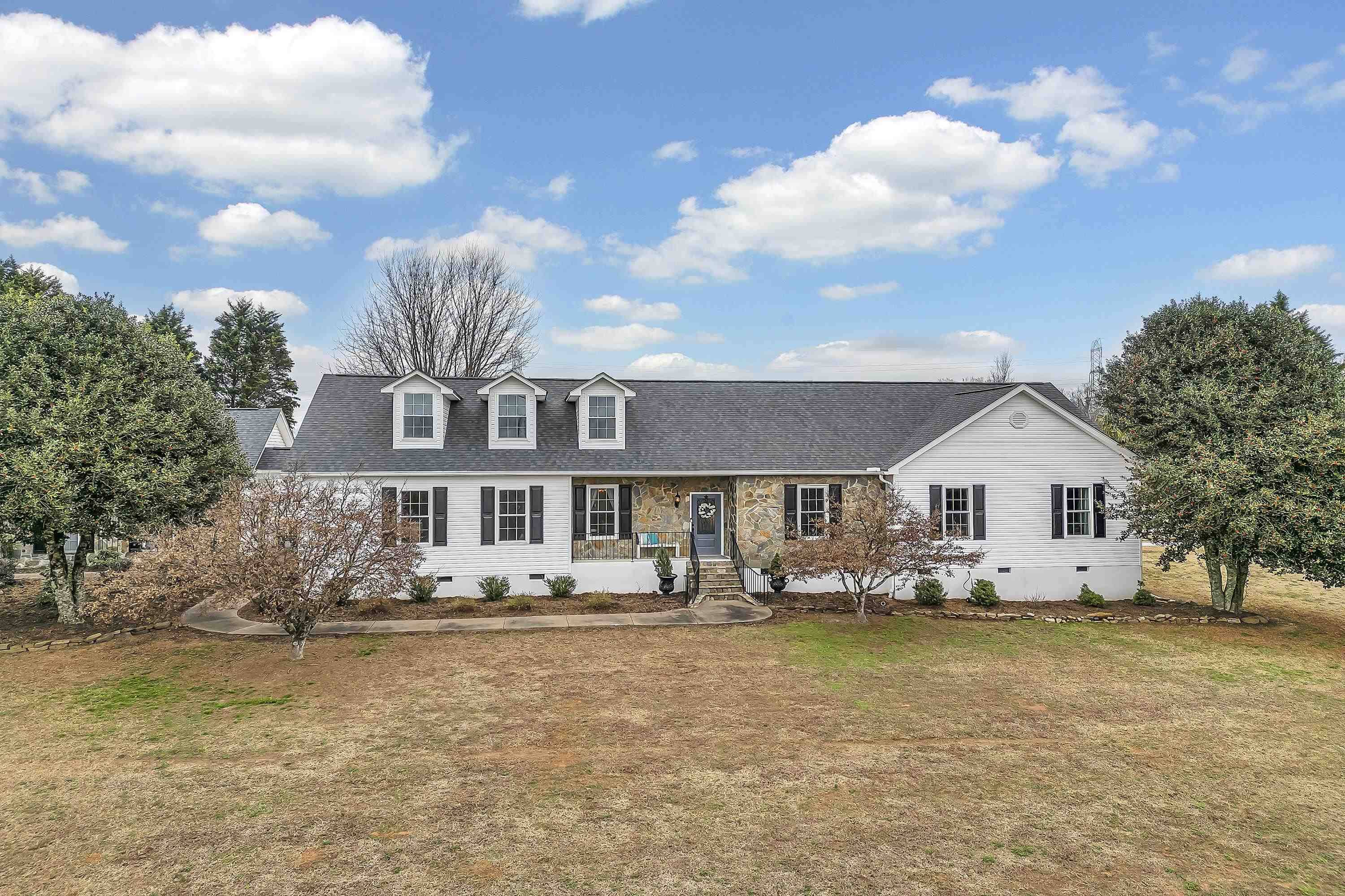 121 Eastlake Drive, Spartanburg, SC 29302