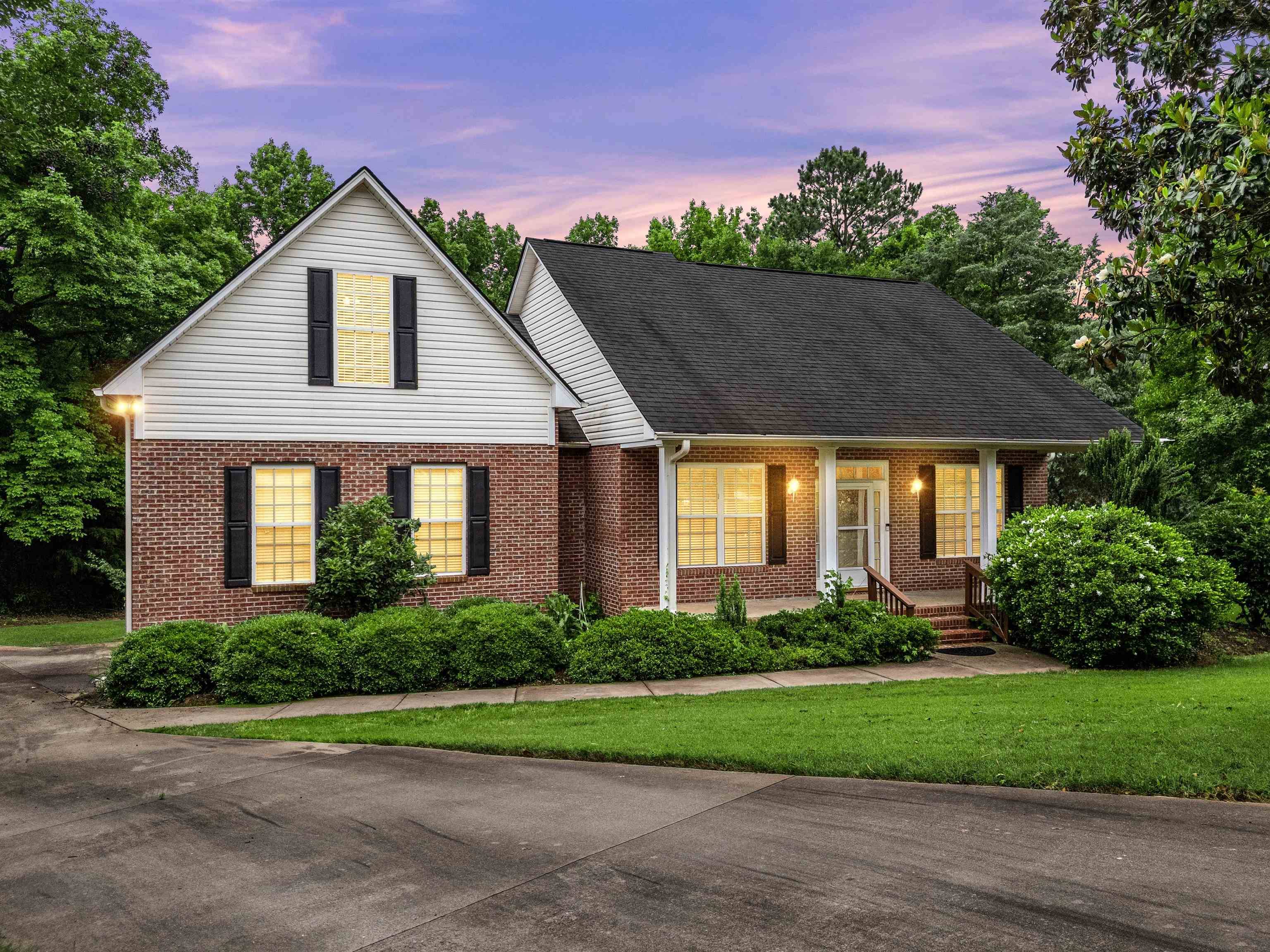 251 Saddlebrook Drive, Moore, SC 29369