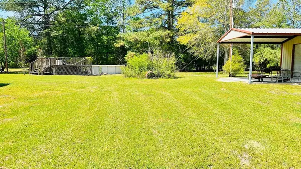 Buna, TX 77612,459 Pvt. Road 5283 #459 Pvt. Rad 5283