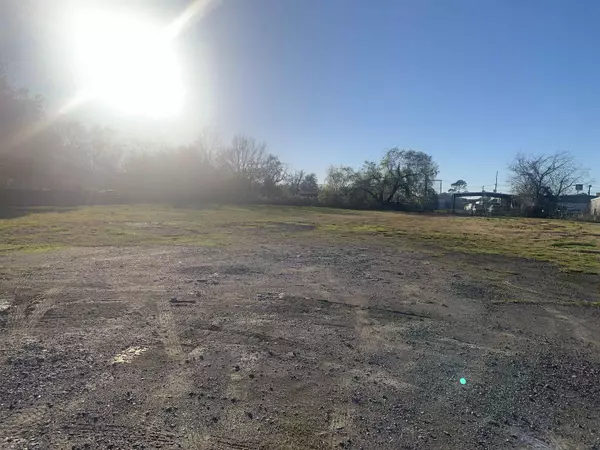 Beaumont, TX 77707,920 CHAMBERLIN DR.