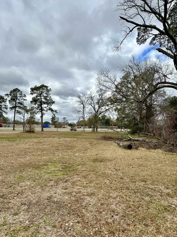 Beaumont, TX 77708,5090 Eastex #5080 Eastex & 5090 Eastex and 4308 Treadway