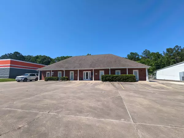 1051 Highway 327, Silsbee, TX 77656