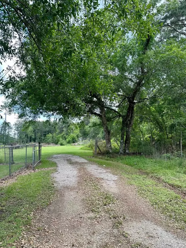 Orange, TX 77632,2303 Duhon