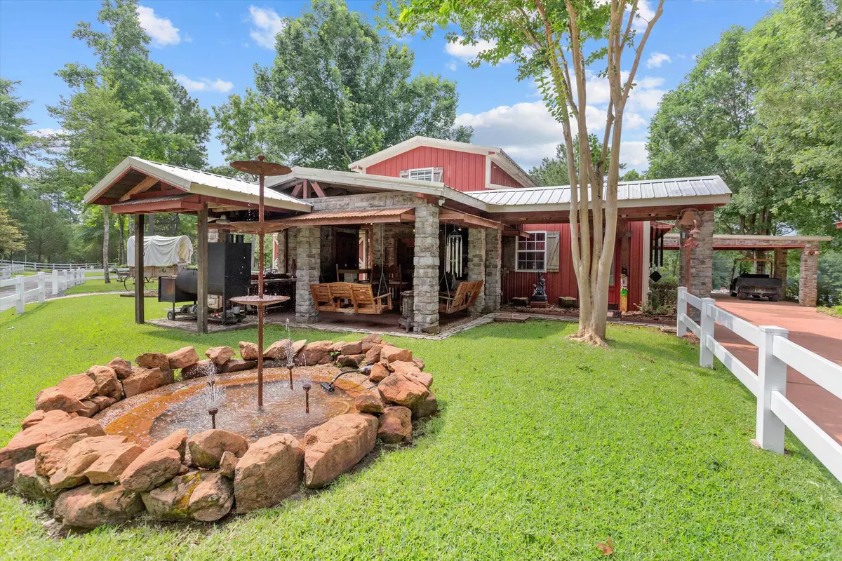 Woodville, TX 75979,130 FM 256 N.