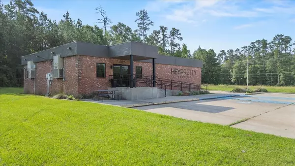 Evadale, TX 77615,1017 FM 105