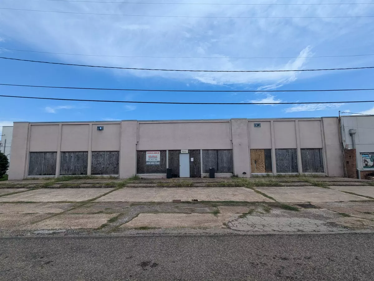 Groves, TX 77619,6100 Jefferson