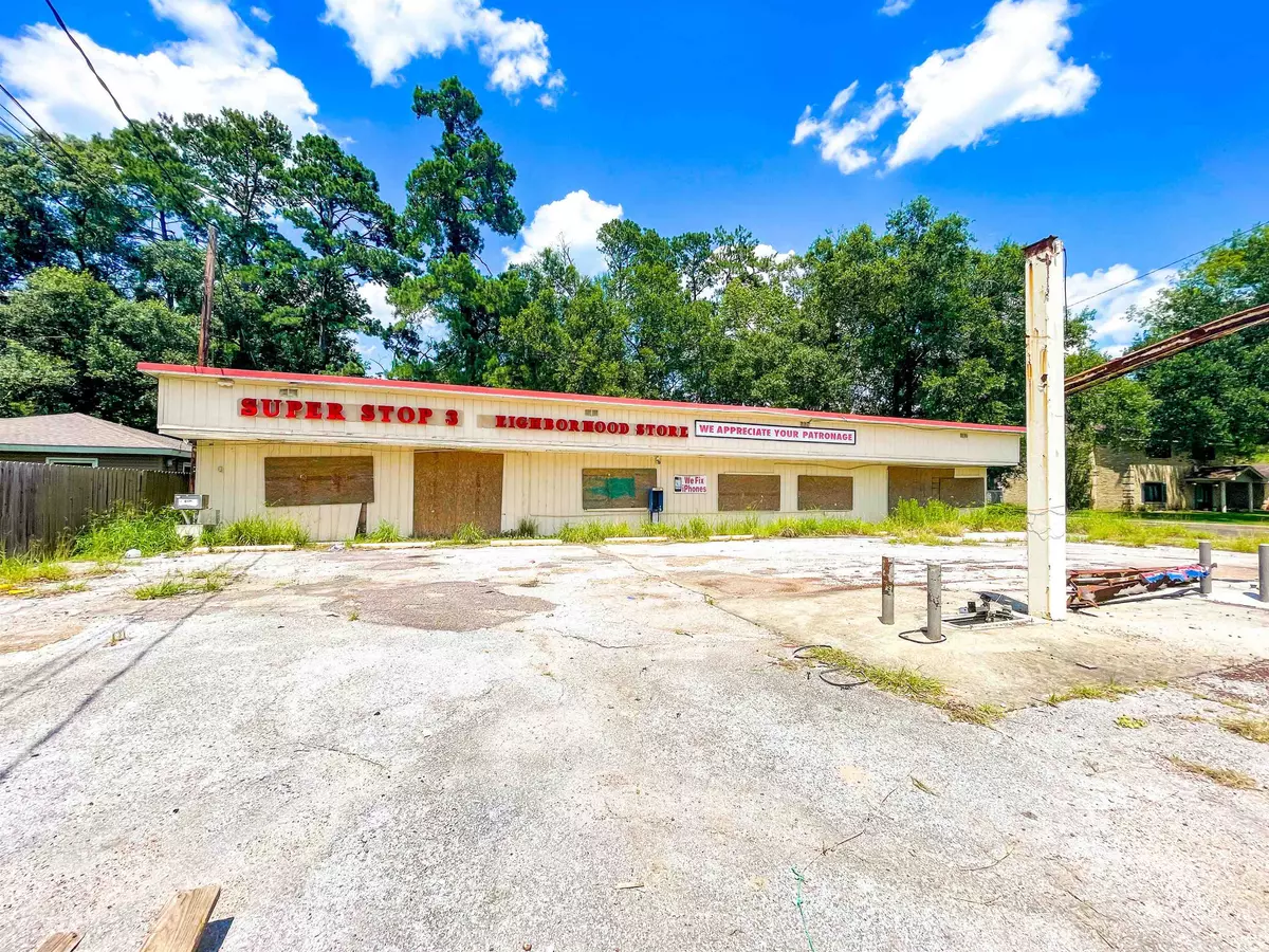Vidor, TX 77662,2745 Evangeline