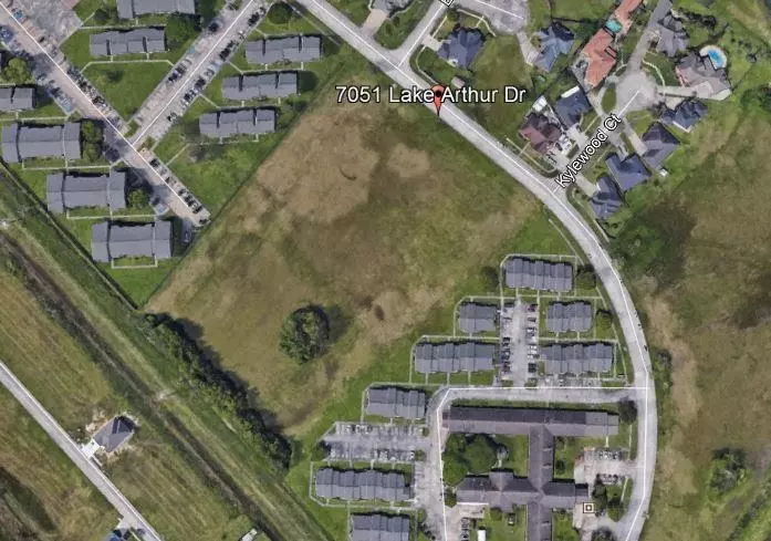 7051 Lake Arthur Dr, Port Arthur, TX 77642