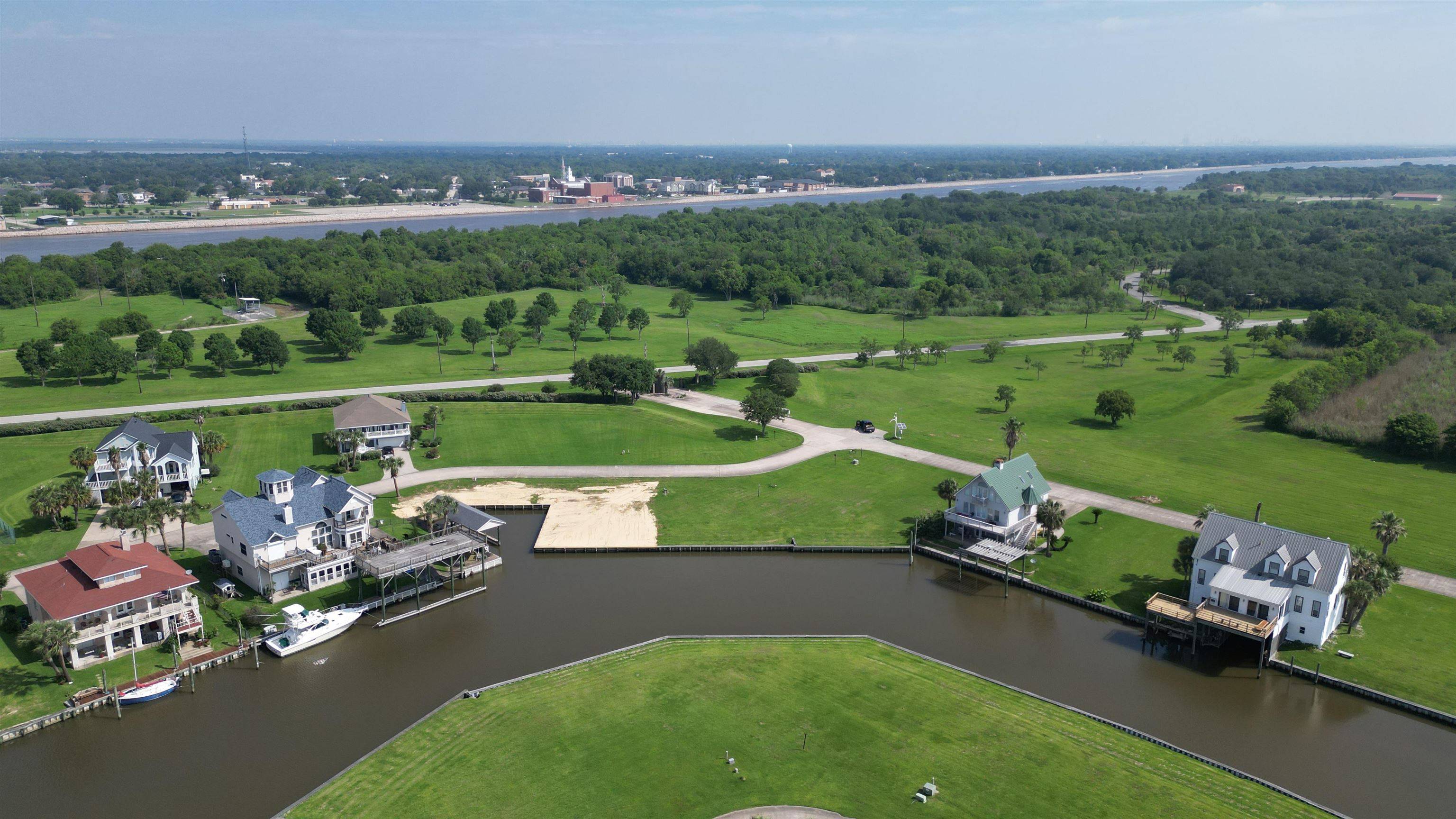 Port Arthur, TX 77640,1025 Northwind