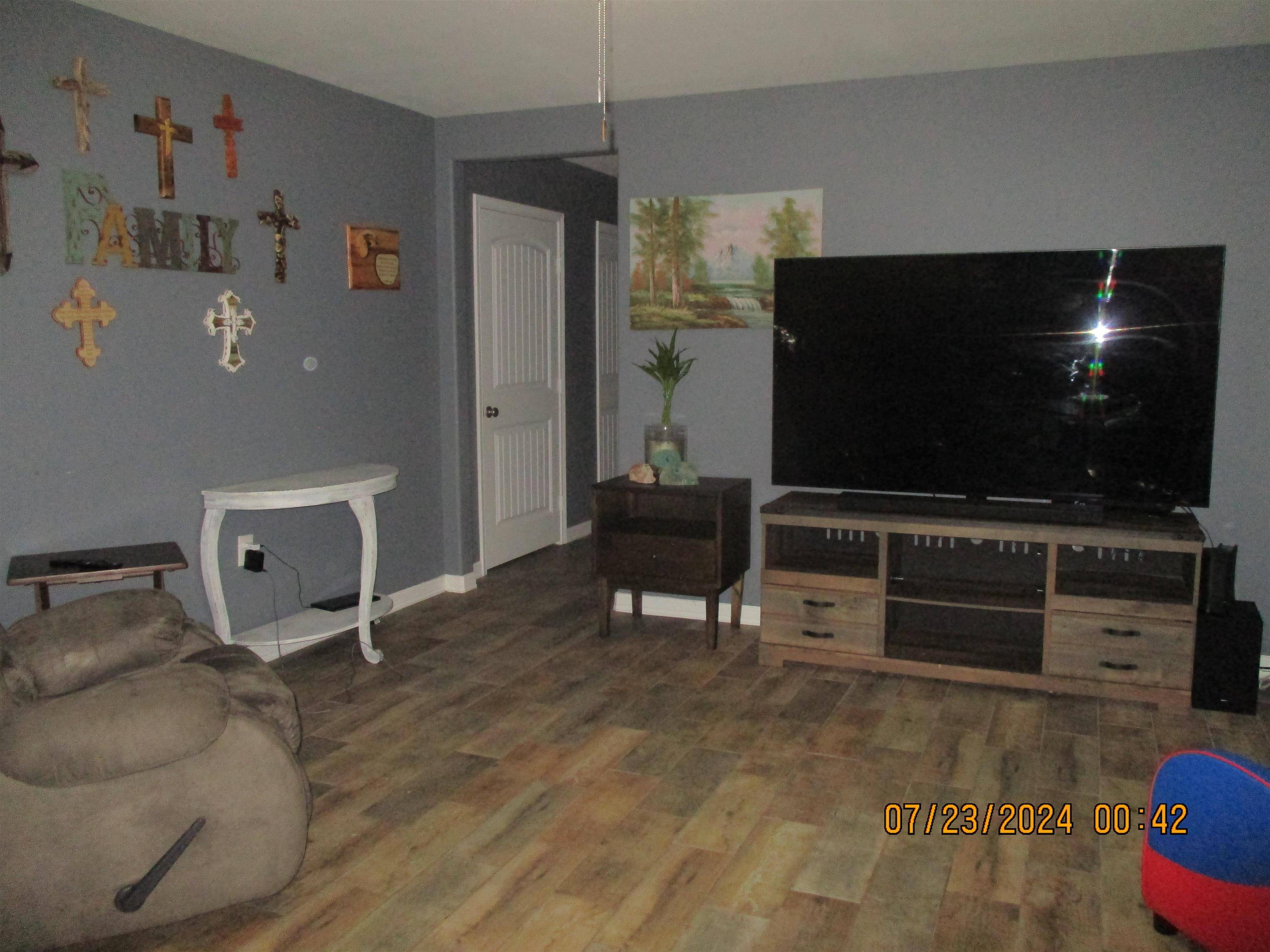 Vidor, TX 77662-8585,4375 OAK
