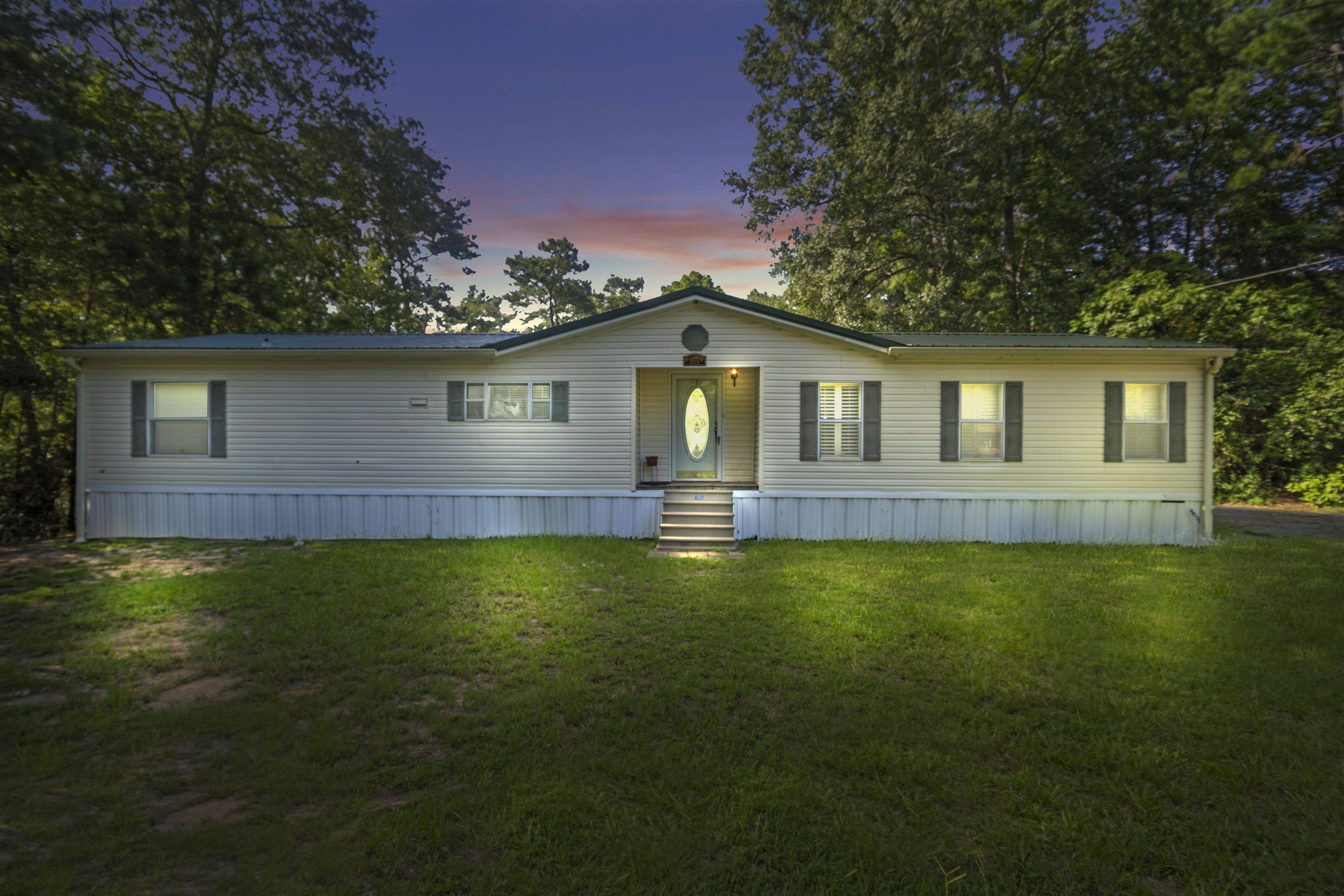 307 County Road 068, Jasper, TX 75951