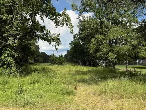 Pinehurst, TX 77630,3167 IH10 #and 3002 35th Street